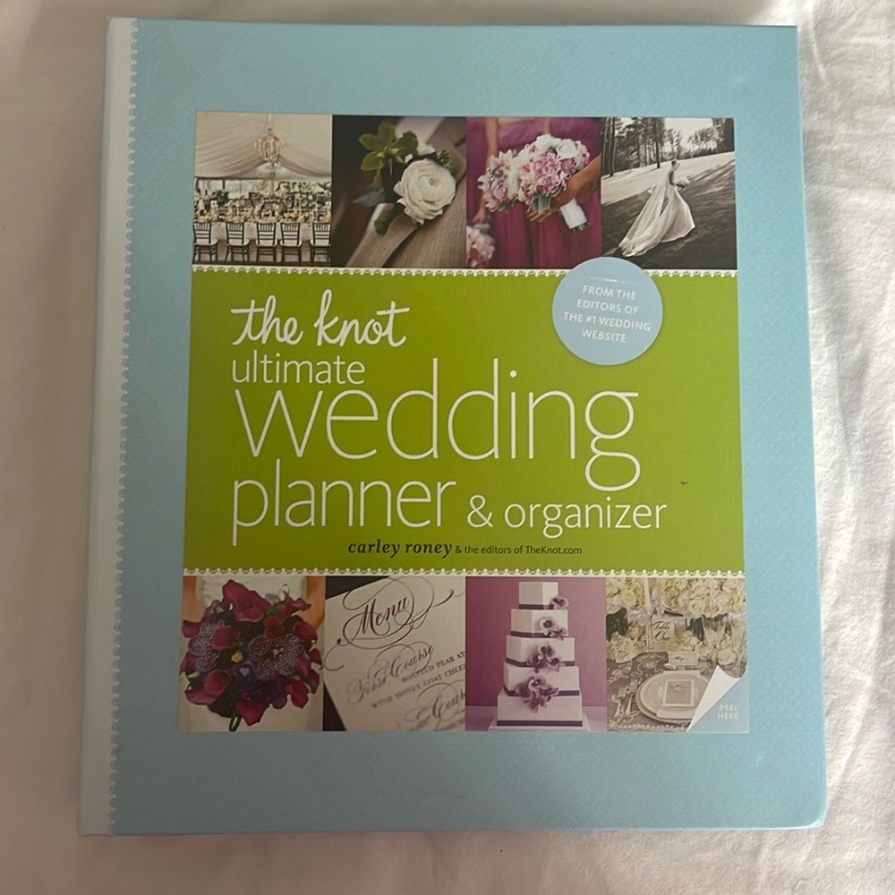 The Knot Wedding Planning binder - NEW!